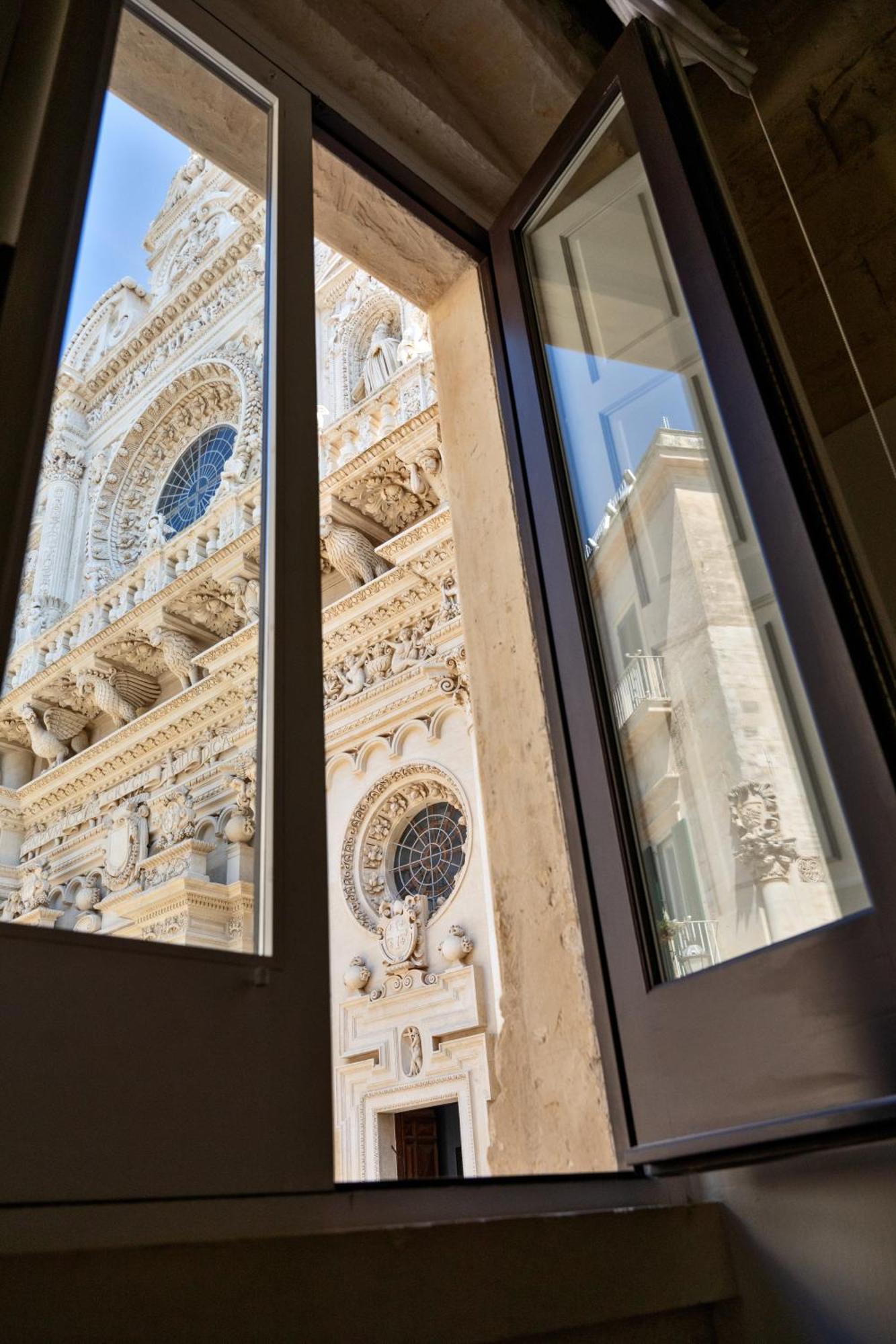 Palazzo Persone Dimora Storica Lecce Exterior foto
